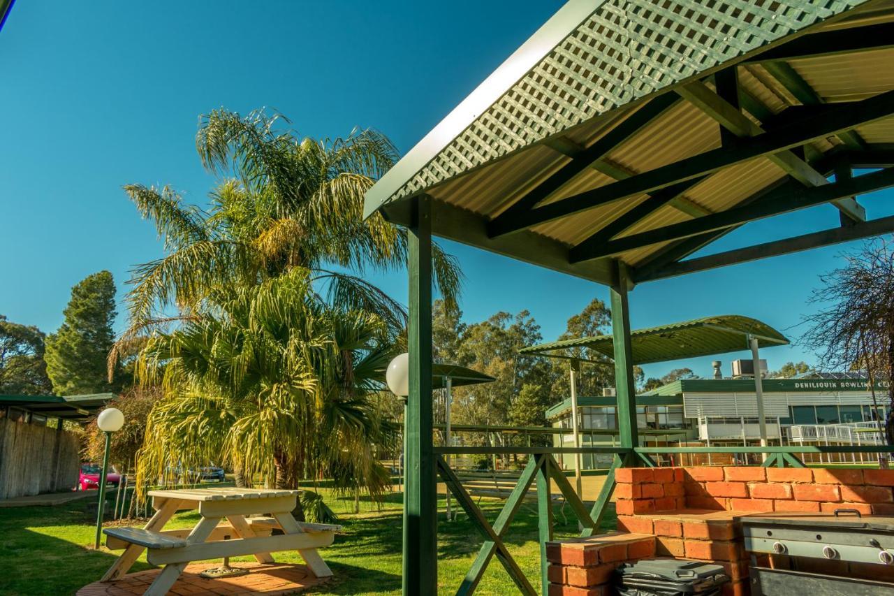 Deniliquin Country Club Motor Inn Zewnętrze zdjęcie